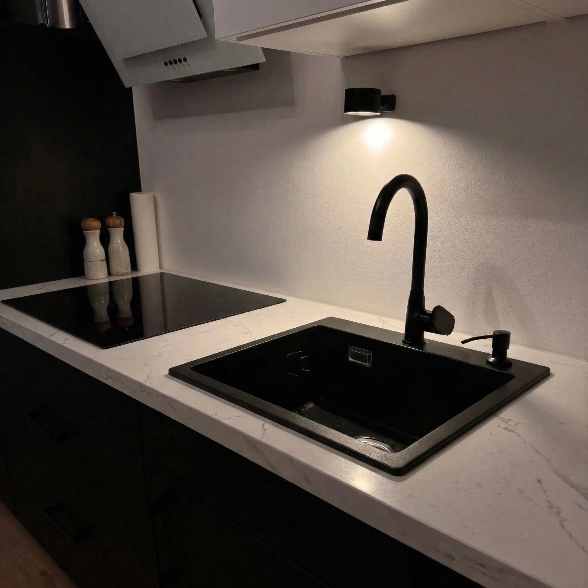 360° Akku-Wandleuchte